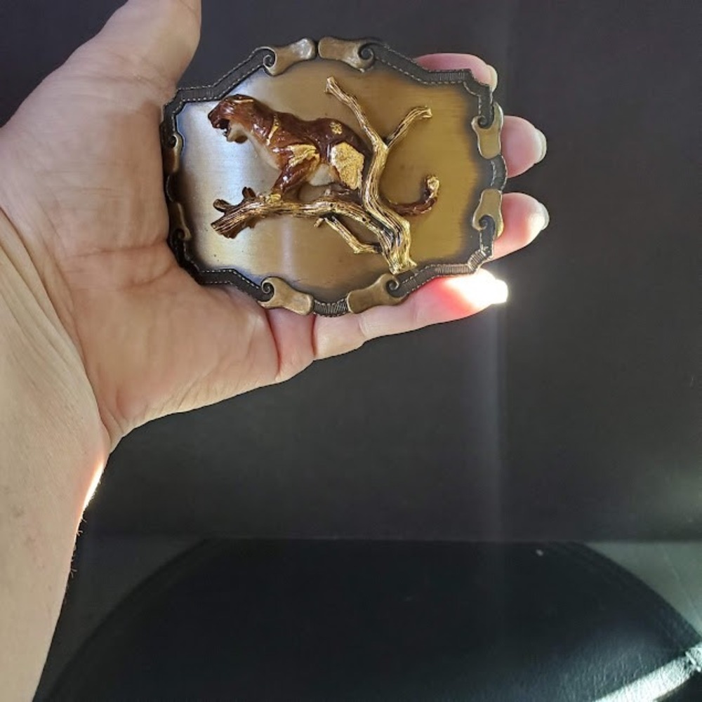 RAINTREE Vintage Cougar on Branch Belt Buckle Western Wildlife Gold Tone USA